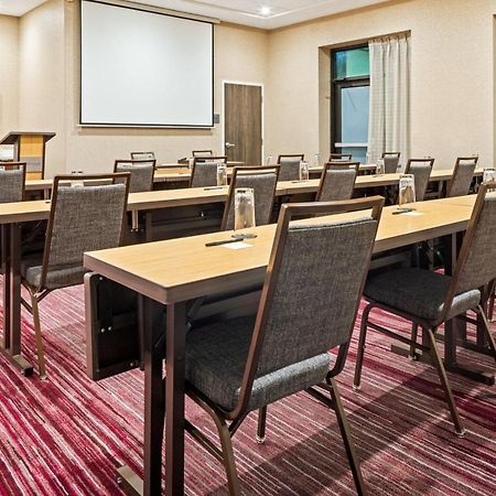 Courtyard By Marriott Houston Northeast Hotel Exterior photo